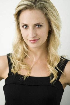 Fleur Saville portrait