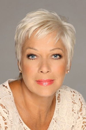 Denise Welch portrait