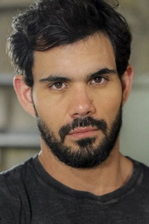 Juliano Cazarré portrait