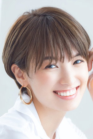 Akina Minami portrait