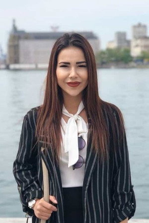 Tuggül Küçükoglu portrait