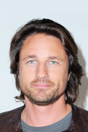 Martin Henderson portrait