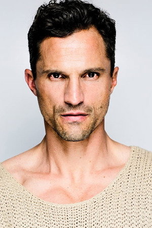 Dan Mor portrait