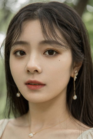 Jin Luying portrait