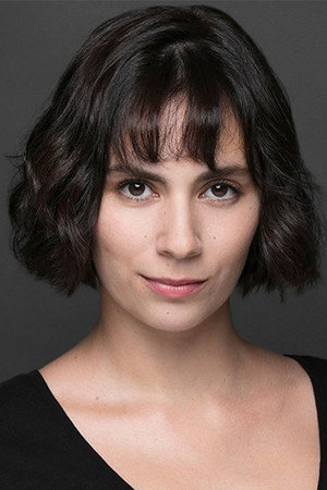 Burcu Gölgedar portrait
