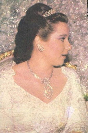 Noura portrait