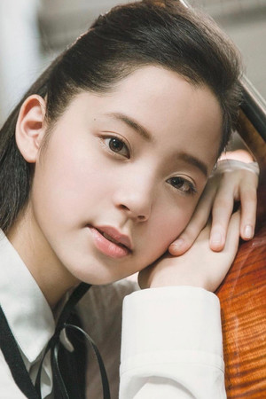 Ouyang Nana portrait