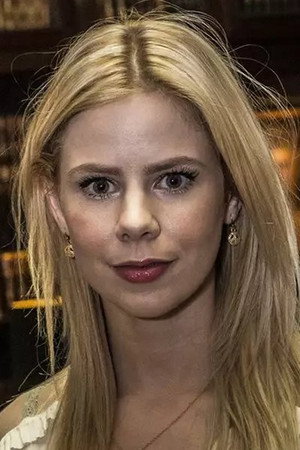 Julie Zangenberg portrait