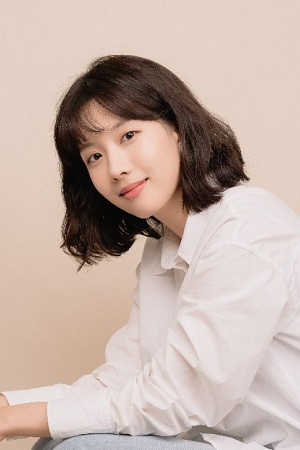 Kim Hye-jin portrait