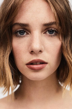 Maya Hawke portrait