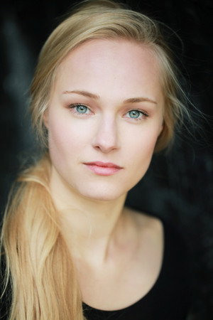 Jessica Madsen portrait