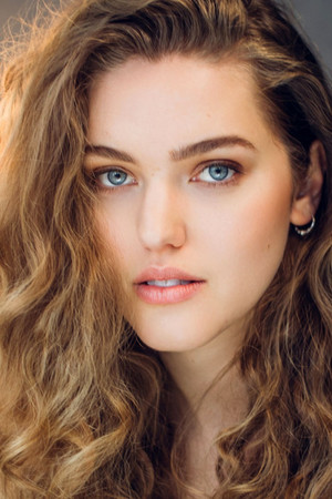 Lucy Wyma portrait