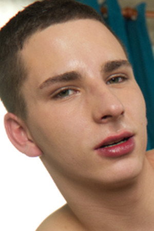 Aaron Shine portrait