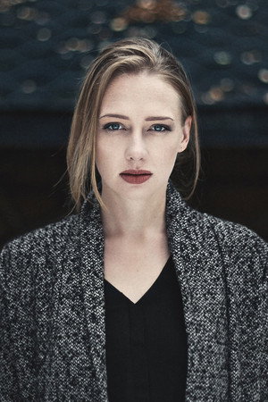 Elena Ozari portrait
