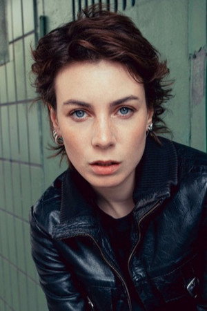 Adé portrait