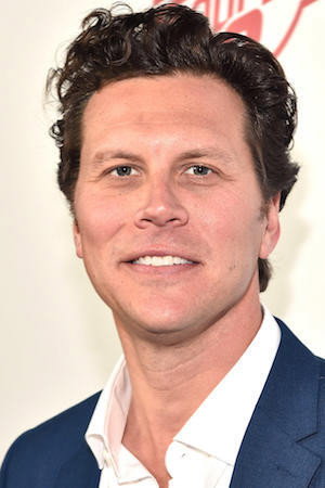 Hayes MacArthur portrait