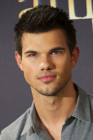 Taylor Lautner portrait