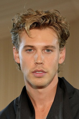 Austin Butler portrait