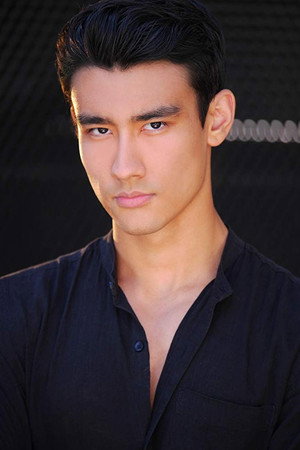 Alex Landi portrait