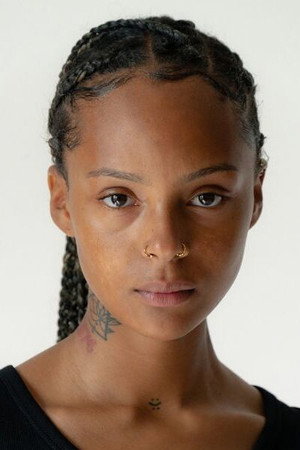 Zoë Livay portrait