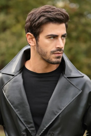 Emin Günenç portrait