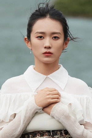 Huang Yao portrait