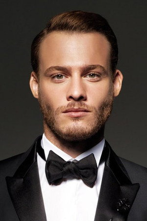 Kerem Bürsin portrait
