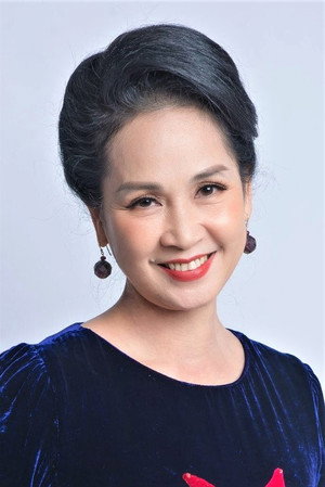 Lan Hương portrait