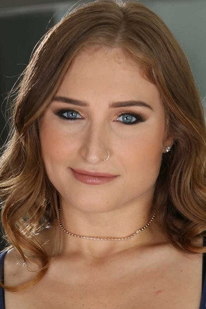 Skylar Snow portrait