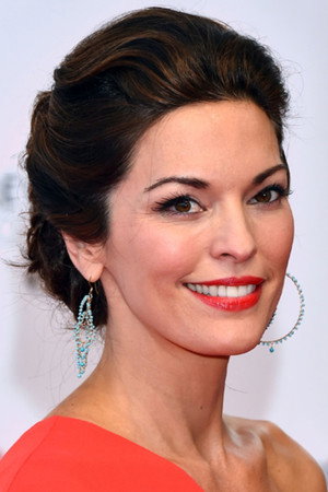 Alana de la Garza portrait