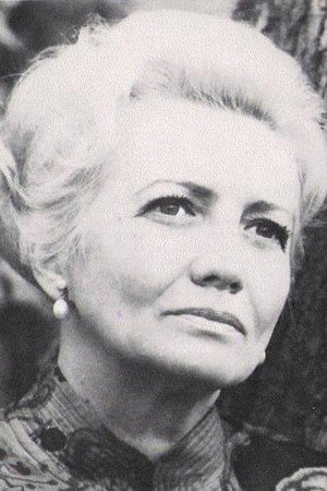 Louise Conte portrait