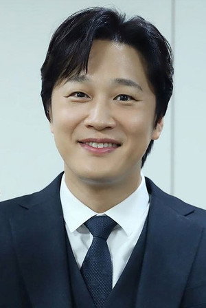 Cha Tae-hyun portrait