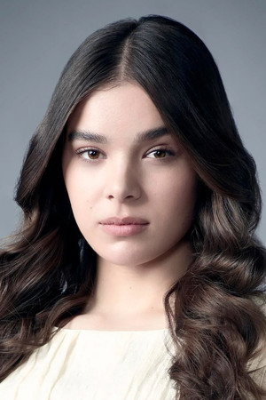 Hailee Steinfeld portrait
