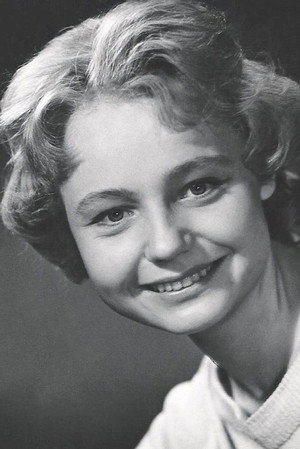 Elle Eha portrait