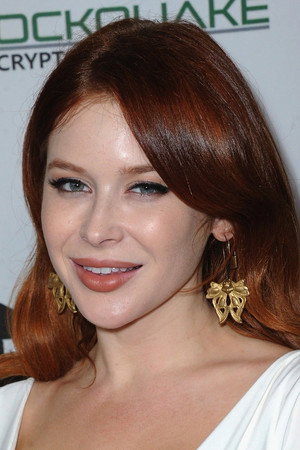 Renee Olstead portrait