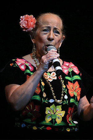 Alma De la Rosa portrait