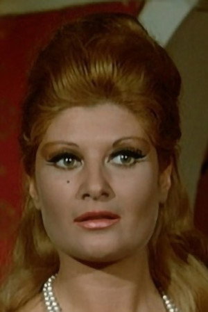 Dina De Santis portrait