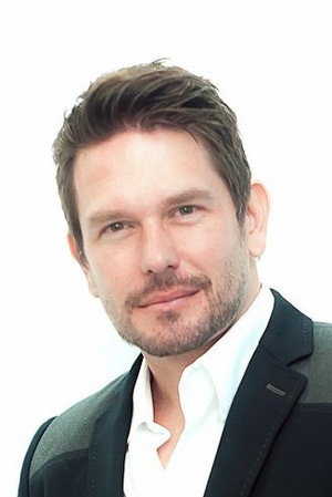 Kristoff Raczynski portrait