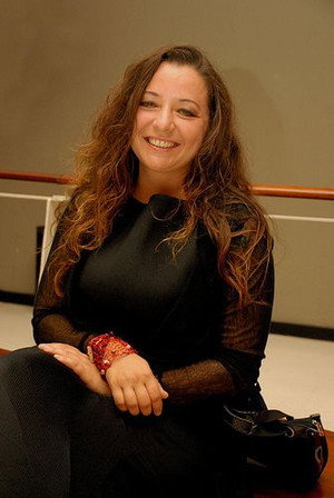 Övül Avkıran portrait