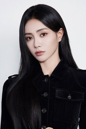 Chloe Xie portrait
