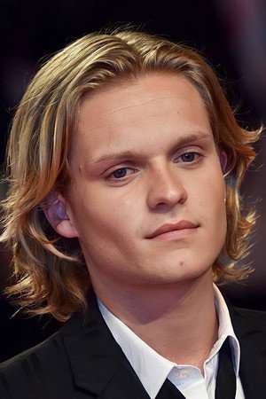 Tom Glynn-Carney portrait
