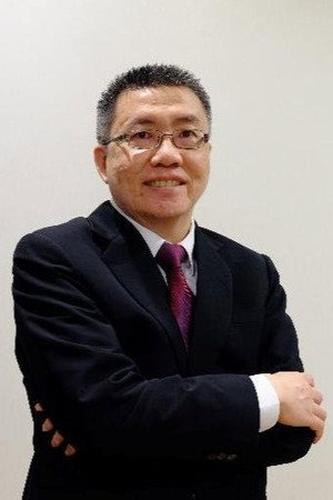 Hendra Martono portrait