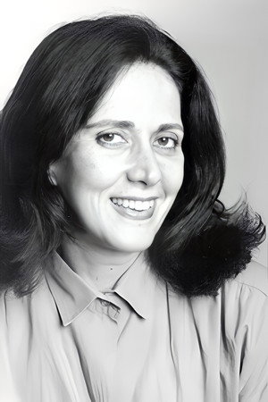 Thaís Portinho portrait