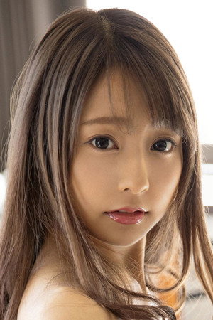 Minori Kawana portrait