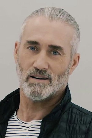Roy Dupuis portrait