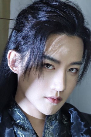 Lu Zhuo portrait