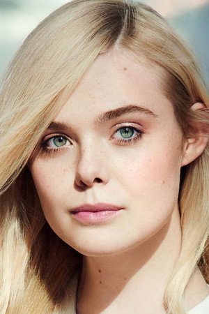 Elle Fanning portrait