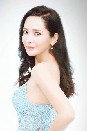 Sonija Kwok Sin-Nae portrait