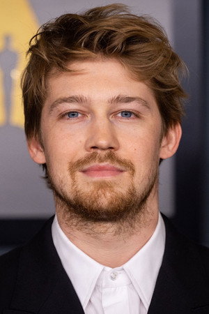 Joe Alwyn portrait