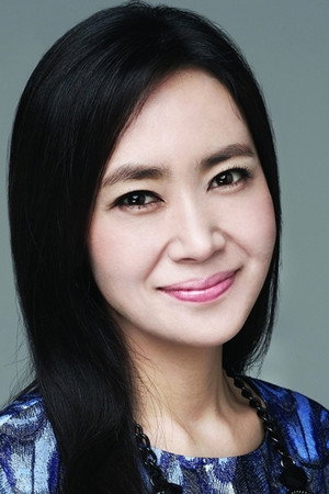 Kim Sun-kyung portrait